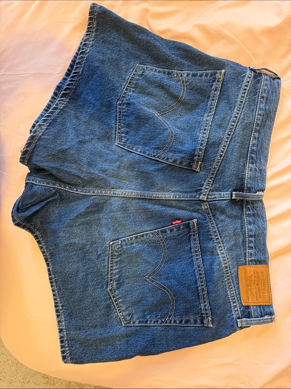 LEVI High Loose Denim Shorts - Picture 2 of 2